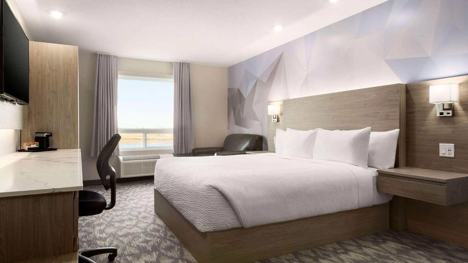 Days Inn By Wyndham Calgary North Balzac Hotel