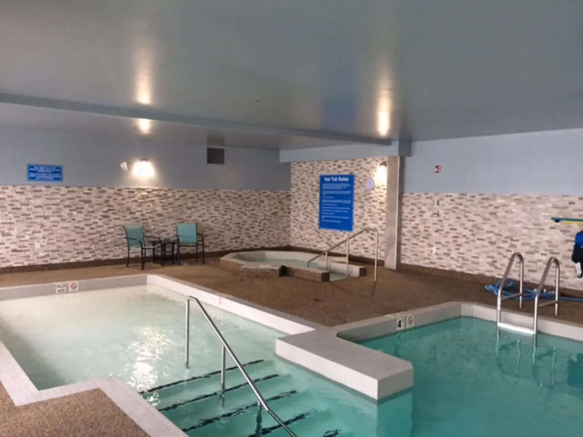 Days Inn By Wyndham Calgary North Balzac
