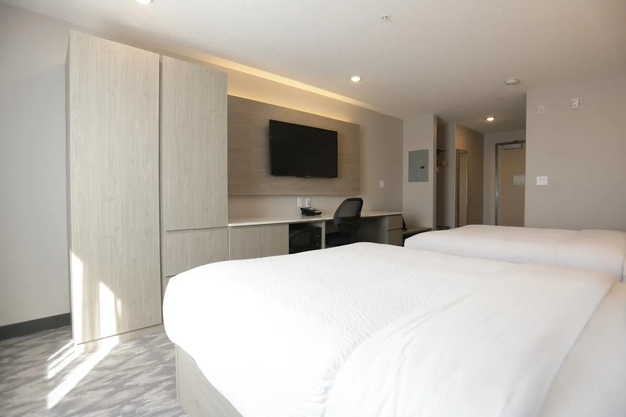Days Inn By Wyndham Calgary North Balzac