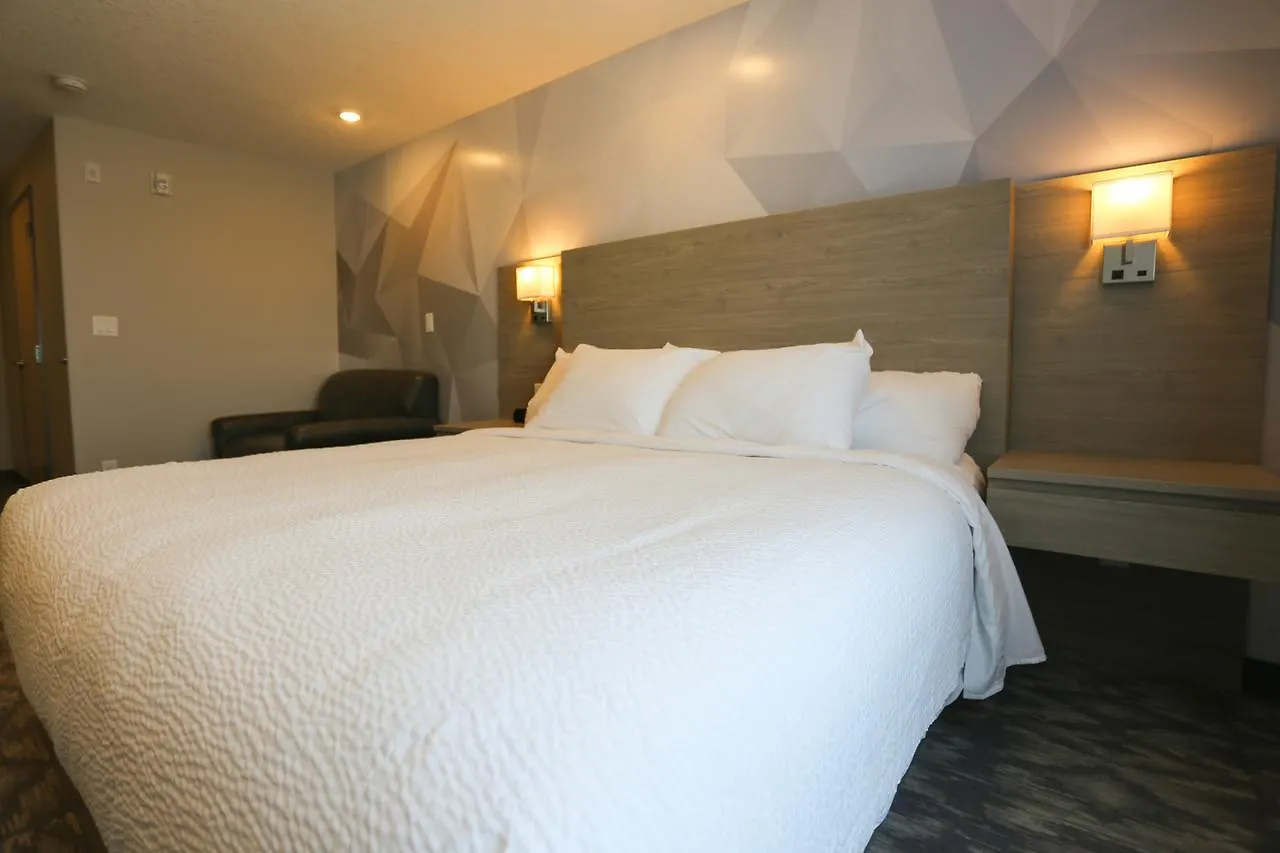 Days Inn By Wyndham Calgary North Balzac