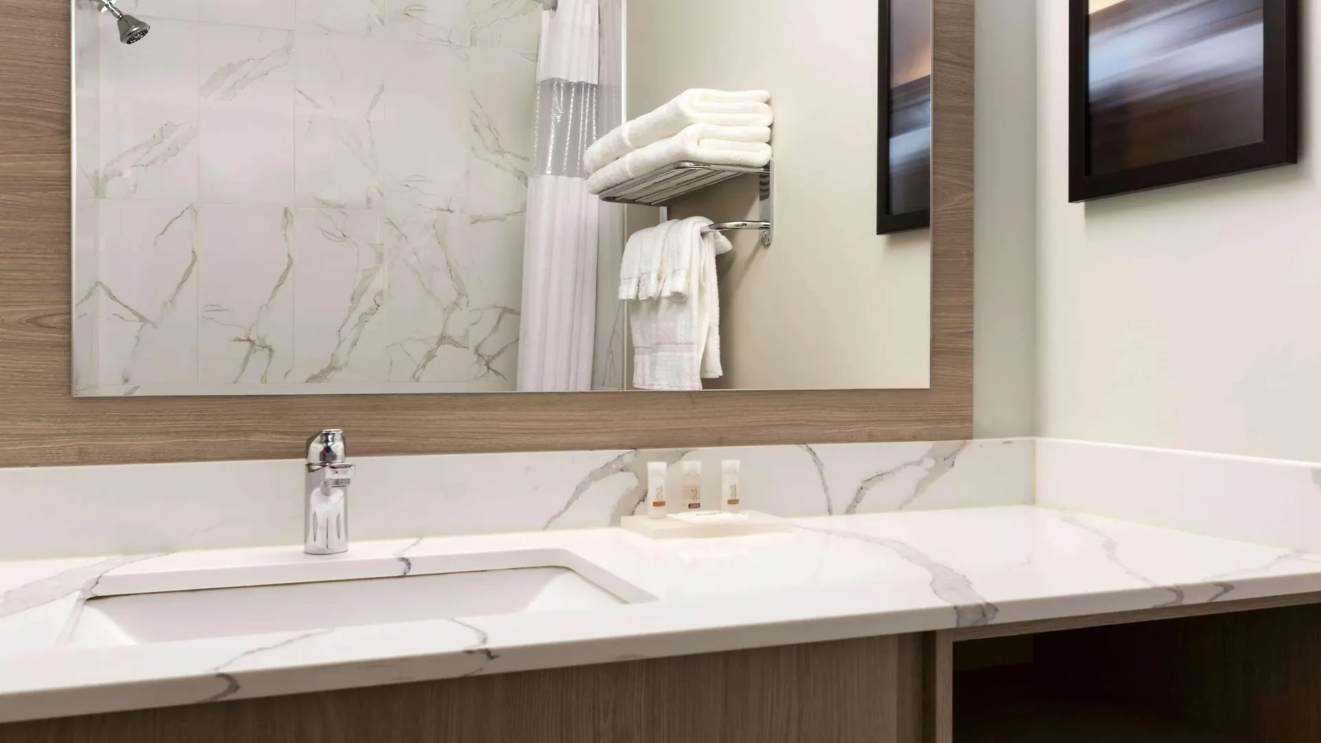 Hotel Days Inn By Wyndham Calgary North Balzac
