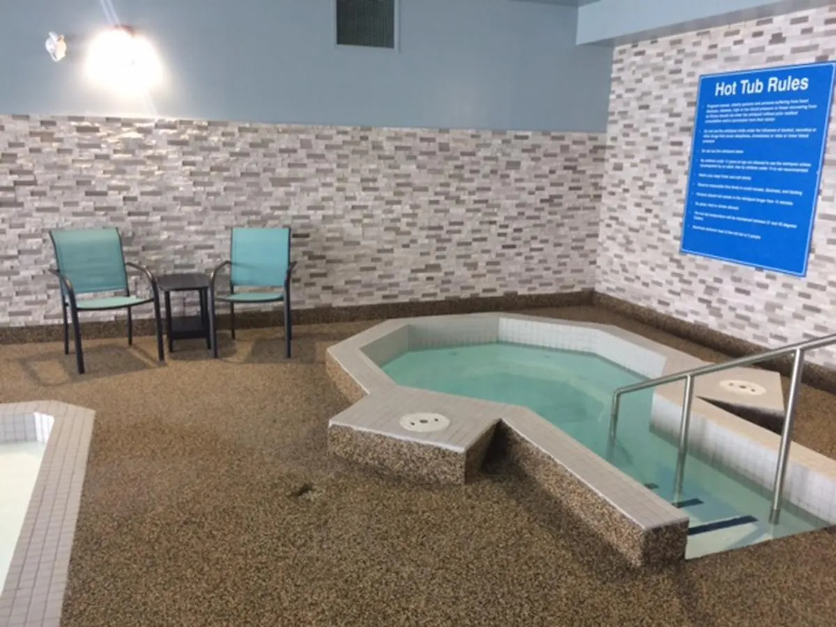 Hotel Days Inn By Wyndham Calgary North Balzac